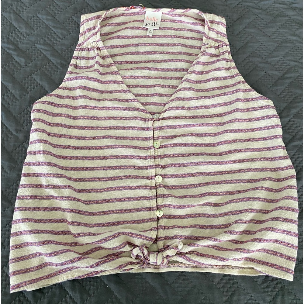 Belle du jour Junior’s Shirt with buttons and tie down the front